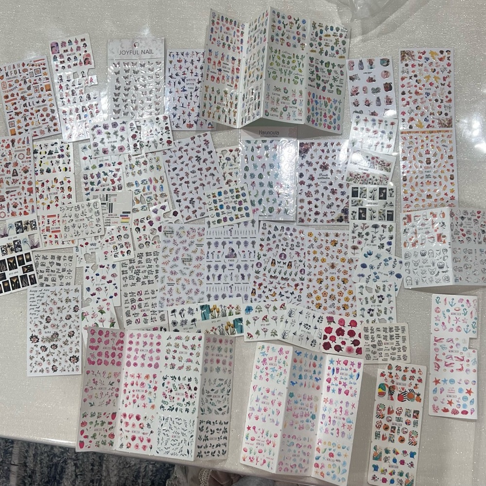 Colorful Nail Art Sticker Set - all you need is here.